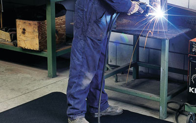 Buyers-Guide-Main-Electrical-Safety-Mats-Notrax